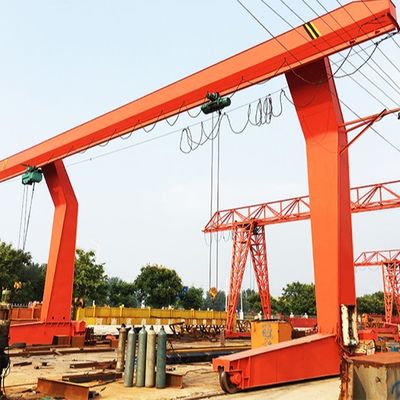 Grue électrique à portique à poutre unique de type boîte en acier 20T